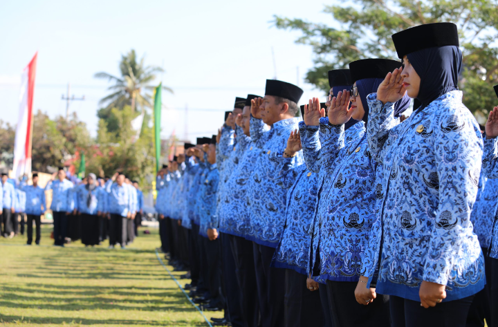 Keuntungan Yang Akan Diterima Ketika Menjadi Pegawai Negeri Sipil